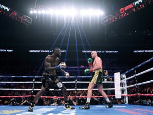 Deontay Wilder and Tyson Fury in their first fight, at the Staples Center in Los Angeles, December 2018. Photo by Harry How/Getty Images