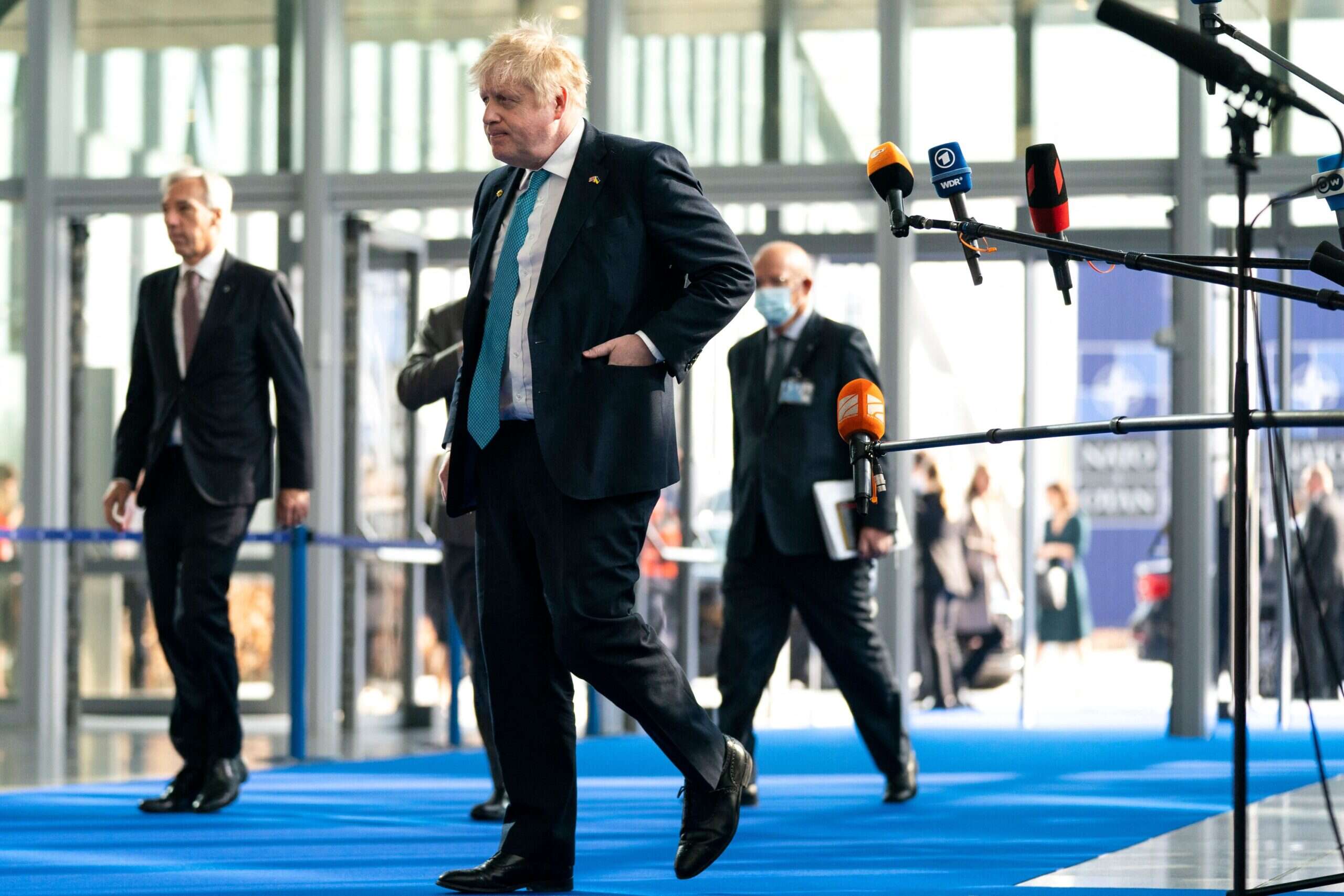 European leaders give Boris Johnson the cold shoulder