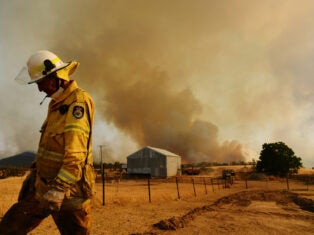 Australian election climate action firefighter bushfire