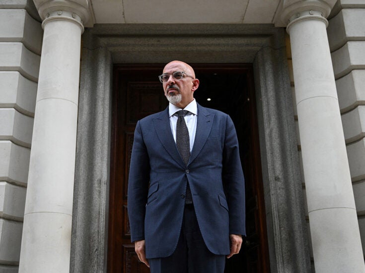 Photo of Nadhim Zahawi becomes chancellor at a desperate moment for the UK economy