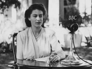 Queen Elizabeth II and the end of empire - Audio Long Reads